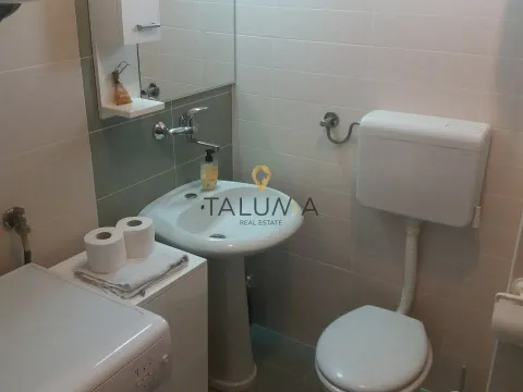 Sale, two bedroom apartment, 70m², Centar, Budva - image 3