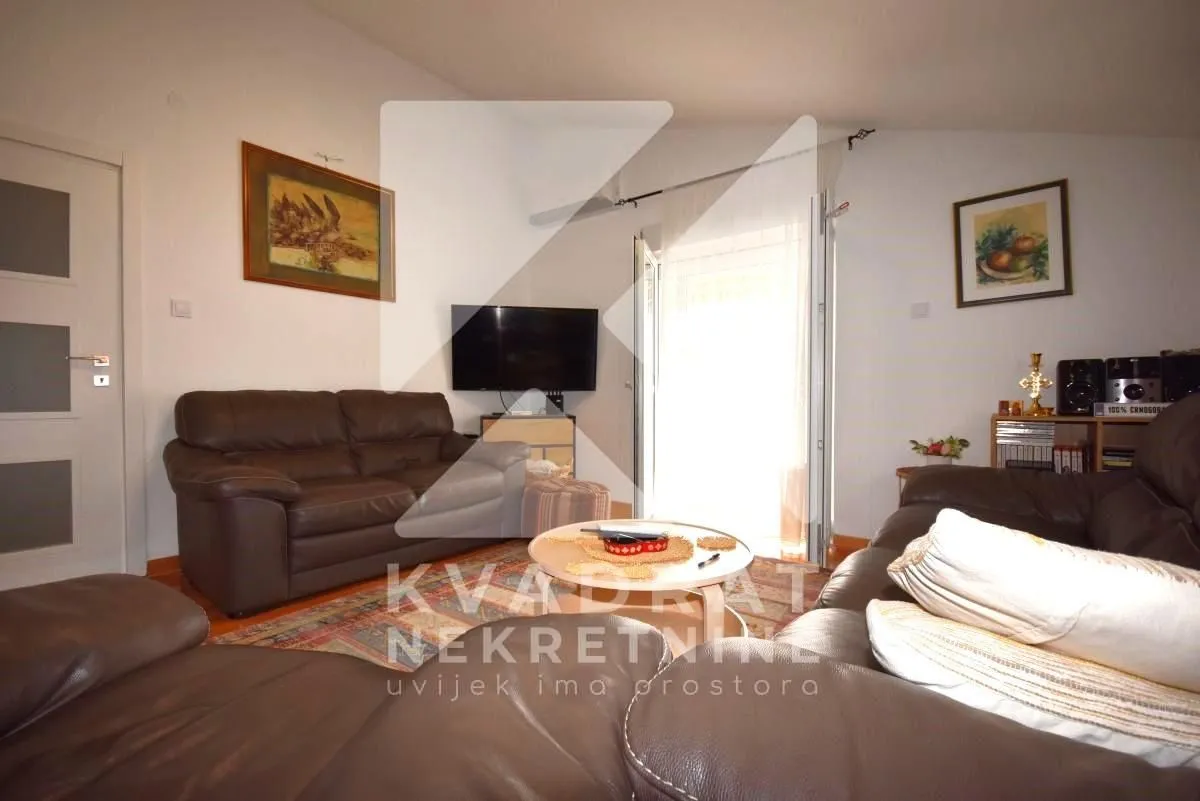 Izdavanje, dvosoban stan, 88m², Dalmatinska ulica, Podgorica