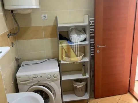 Izdavanje, jednosoban stan, 33m², Grbavica, Novi Sad Sve Podlokacije - image 7