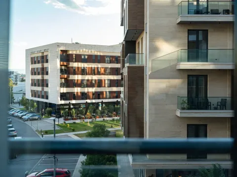 Prodaja, dvosoban stan, 106m², Kod Capital Plaze, Podgorica - image 5