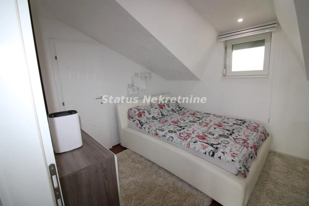 Prodaja, kuća, 354m², Ledinci, Petrovaradin