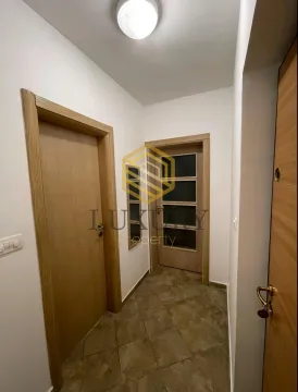 Izdavanje, jednosoban stan, 42m², Stari Aerodrom, Podgorica - image 2
