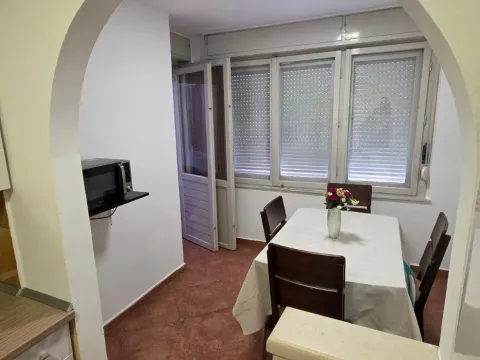 Izdavanje, jednosoban stan, 56m², Preko Morače, Podgorica - image 5