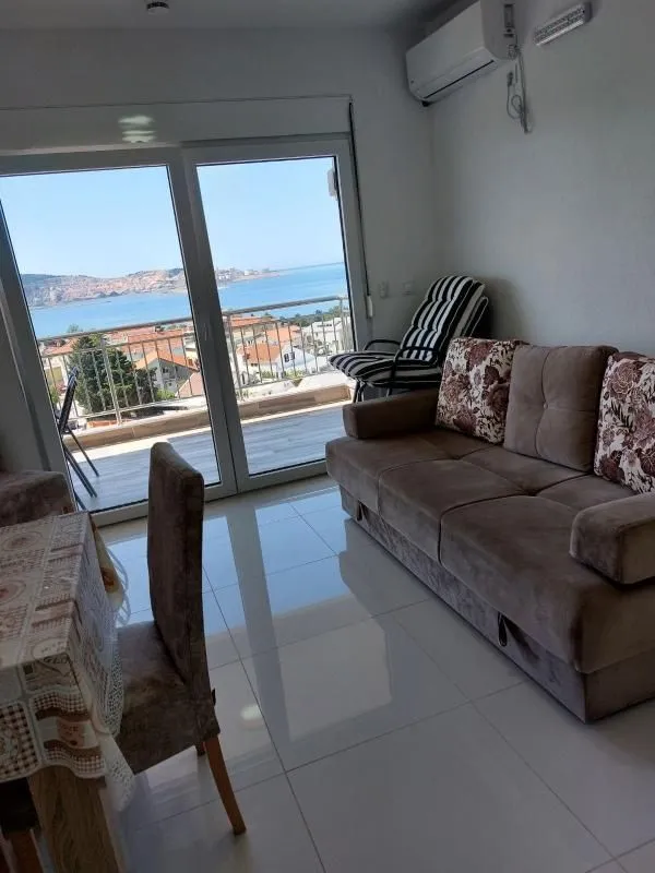 Rent, one bedroom apartment, 60m², Šušanj, Bar