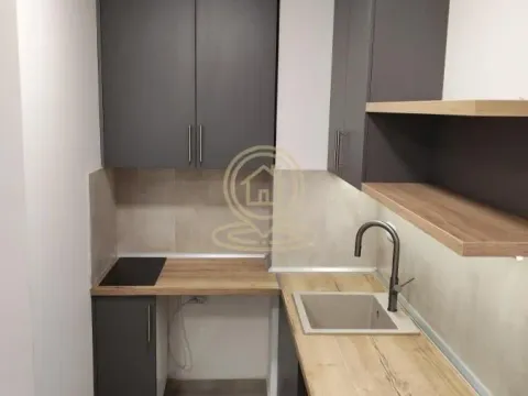Izdavanje, poslovni prostor, 76m², Čukarica, Beograd - image 10