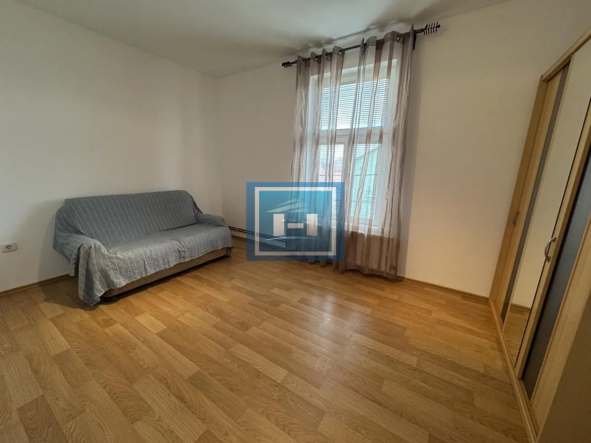 Rent, three bedroom apartment, 100m², Ćuprija, Srbija