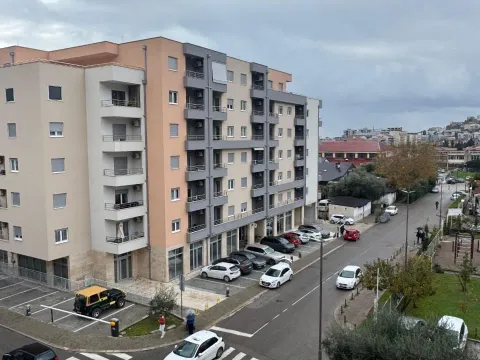 Rent, one bedroom apartment, 57m², Bar, Crna Gora - image 10