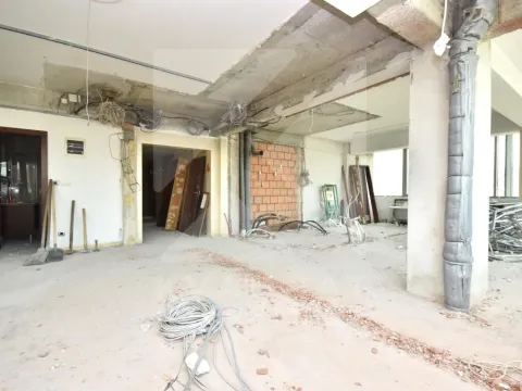 Izdavanje, poslovni prostor, 358m², Preko Morače, Podgorica - image 3