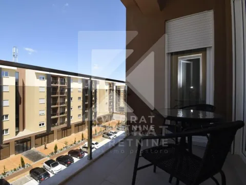 Izdavanje, dvosoban stan, 76m², New City, Podgorica - image 12