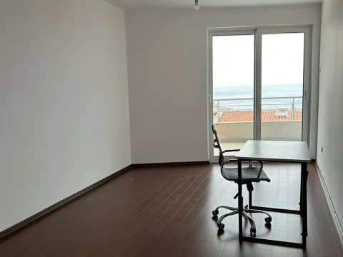 Sale, one bedroom apartment, 85m², Petrovac, Budva - image 3