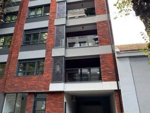 Rent, three bedroom apartment, 114m², Vračar Hram, Vračar Sve Podlokacije