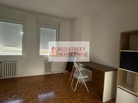 Izdavanje, četvorosoban stan, 89m², Beograd, Srbija - image 18