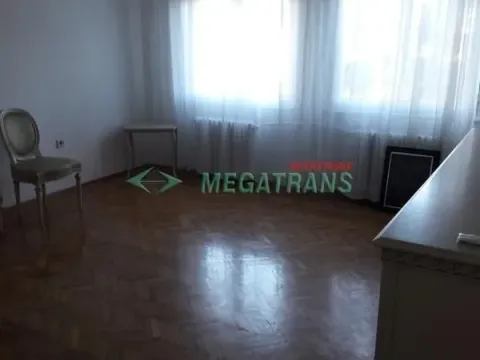 Izdavanje, trosoban stan, 100m², Centar, Novi Sad - image 4