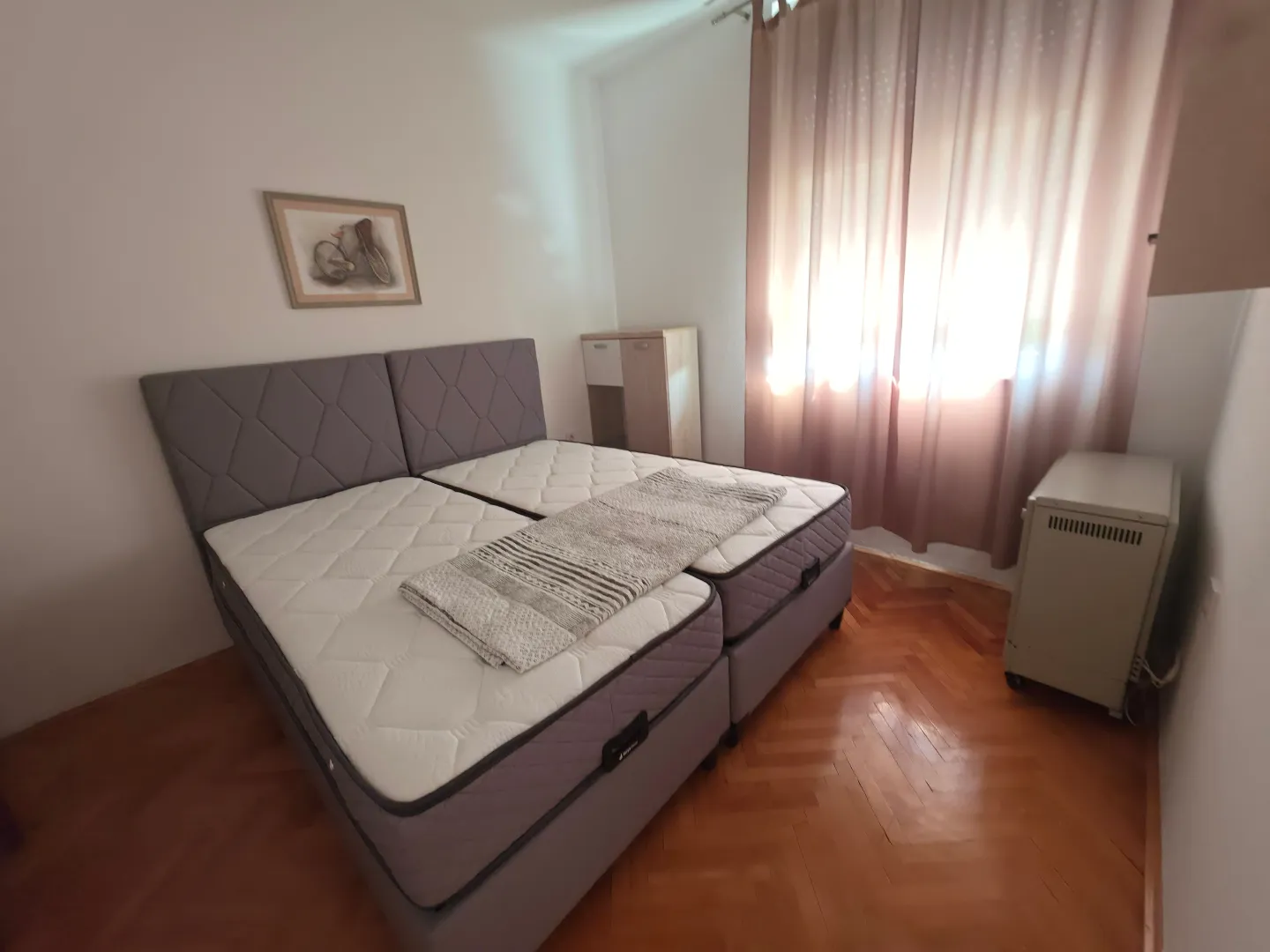 Izdavanje, jednosoban stan, 27m², Centar, Cetinje