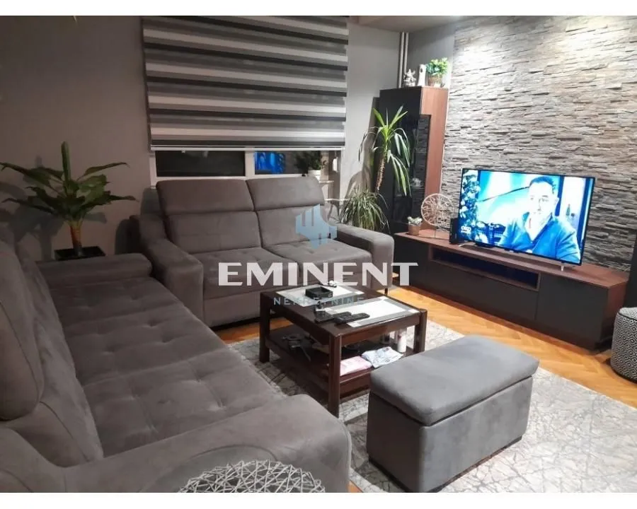 Rent, two bedroom apartment, 50m², Profesorska Kolonija, Palilula Sve Podlokacije
