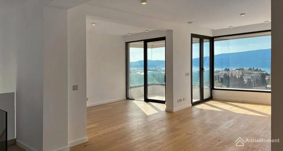 Sale, two bedroom apartment, 98m², Donja Lastva, Tivat