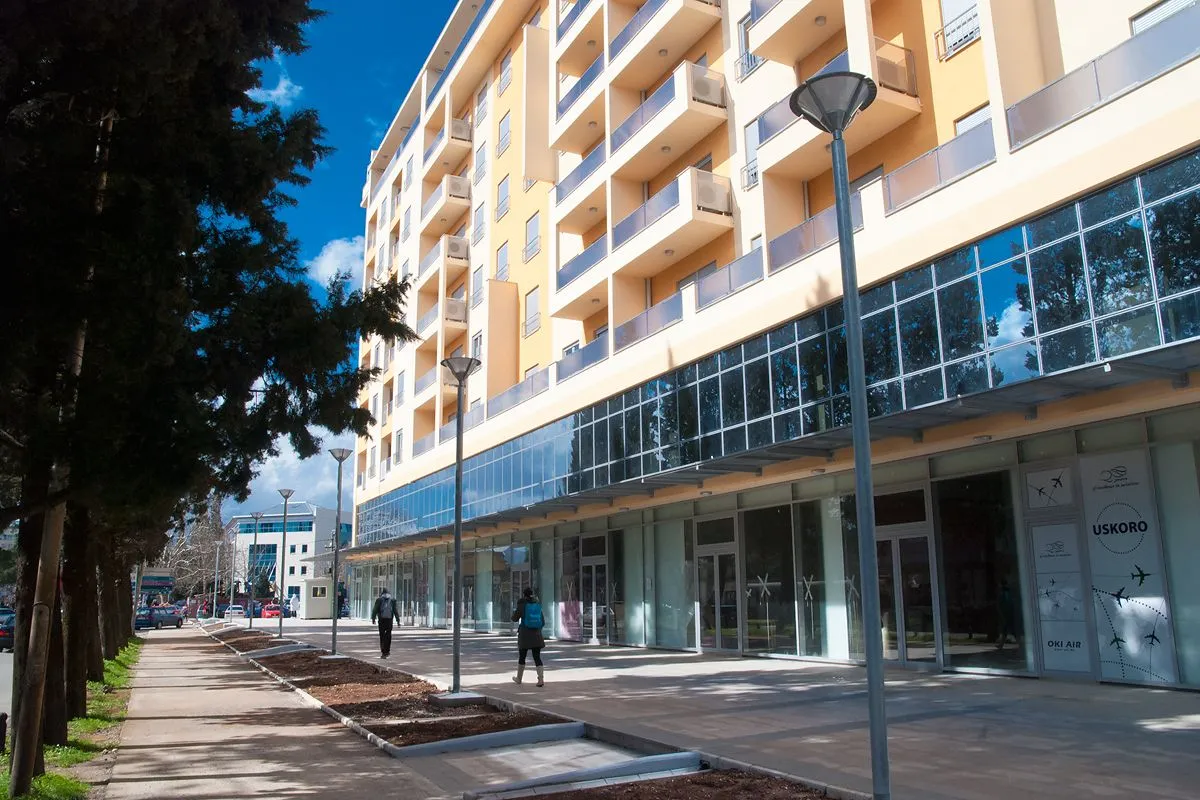 Izdavanje, jednosoban stan, 50m², Centar, Podgorica