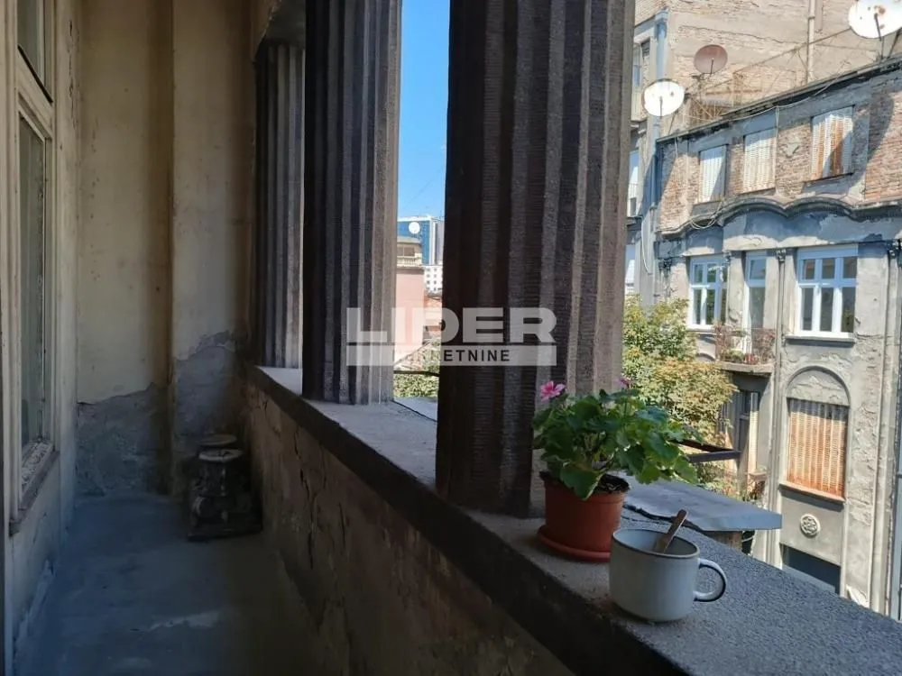 Rent, four bedroom apartment, 120m², Savski Venac, Beograd