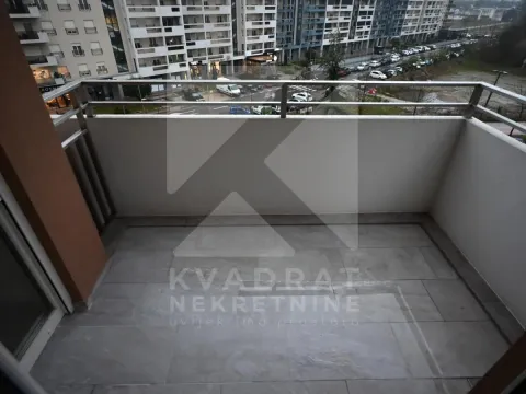 Izdavanje, dvosoban stan, 65m², Central Point, Podgorica - image 15