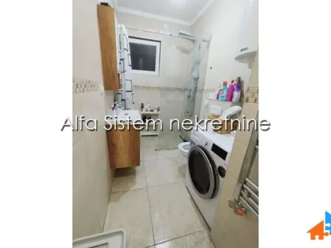 Rent, four bedroom apartment, 100m², Zemun Centar, Zemun Sve Podlokacije - image 6