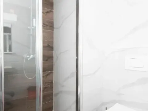 Izdavanje, jednosoban stan, 36m², Radanovići, Kotor - image 3