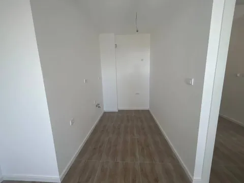 Sale, one bedroom apartment, 46m², Bar, Crna Gora - image 4