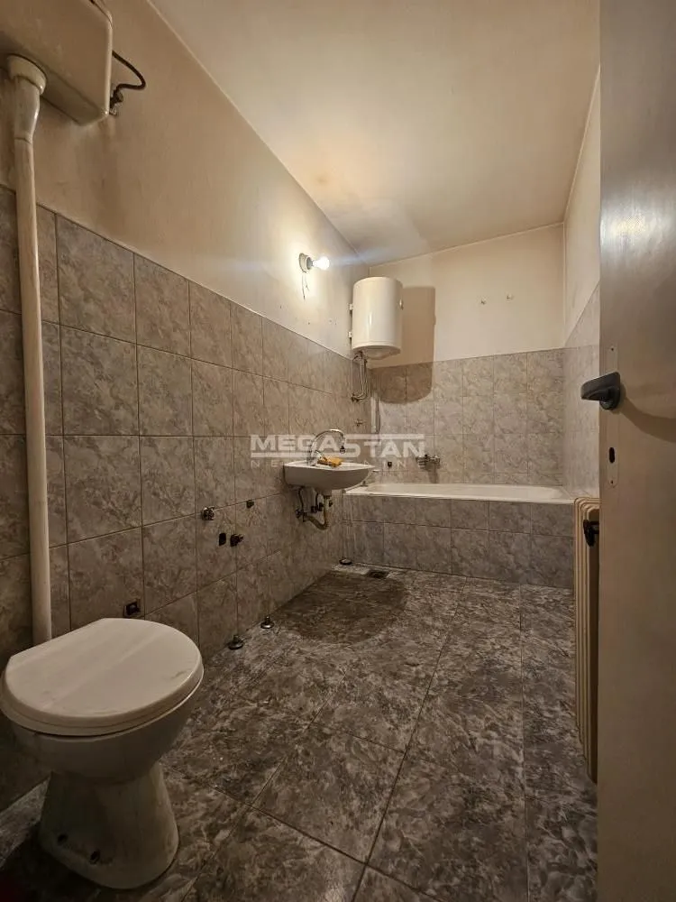 Sale, three bedroom apartment, 77m², Palilula Sve Podlokacije, Beograd