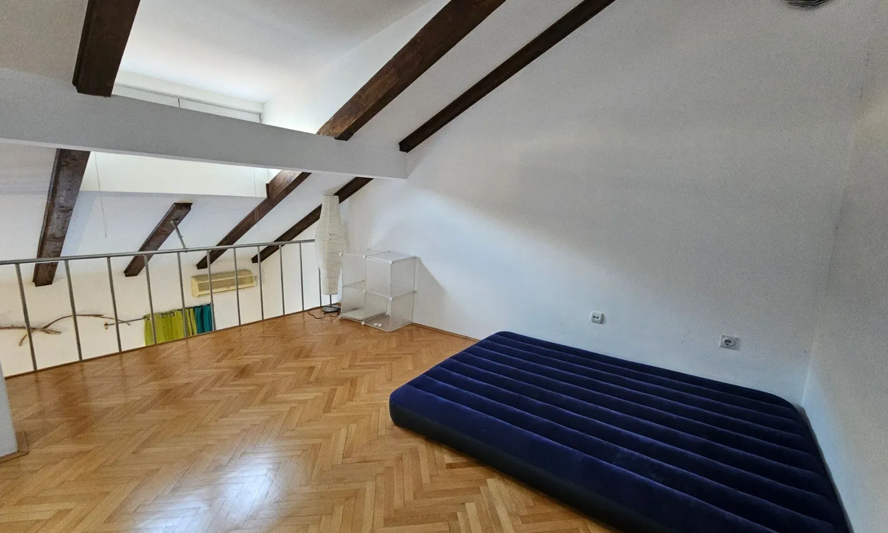 Prodaja, četvorosoban stan, 115m², Muo, Kotor