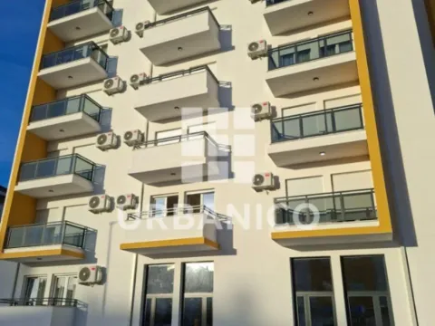 Prodaja, jednosoban stan, 45m², Pobrežje, Podgorica - image 11