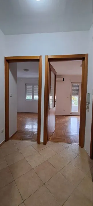 Sale, one bedroom apartment, 36m², Stari Aerodrom, Podgorica