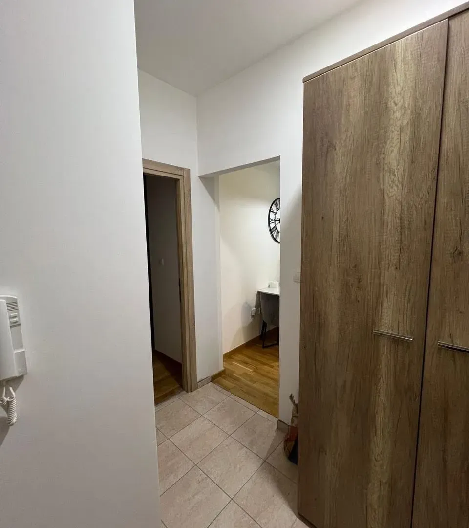 Prodaja, jednosoban stan, 42m², Ljubović, Podgorica