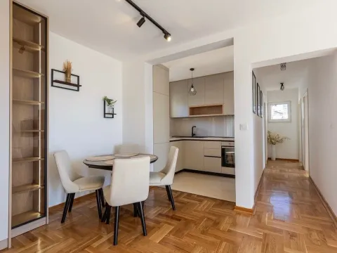 Rent, two bedroom apartment, 64m², Bečići, Budva - image 5