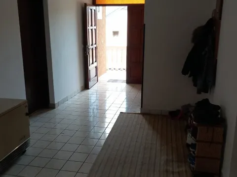 Rent, apartment, 130m², Podgorica, Crna Gora - image 9