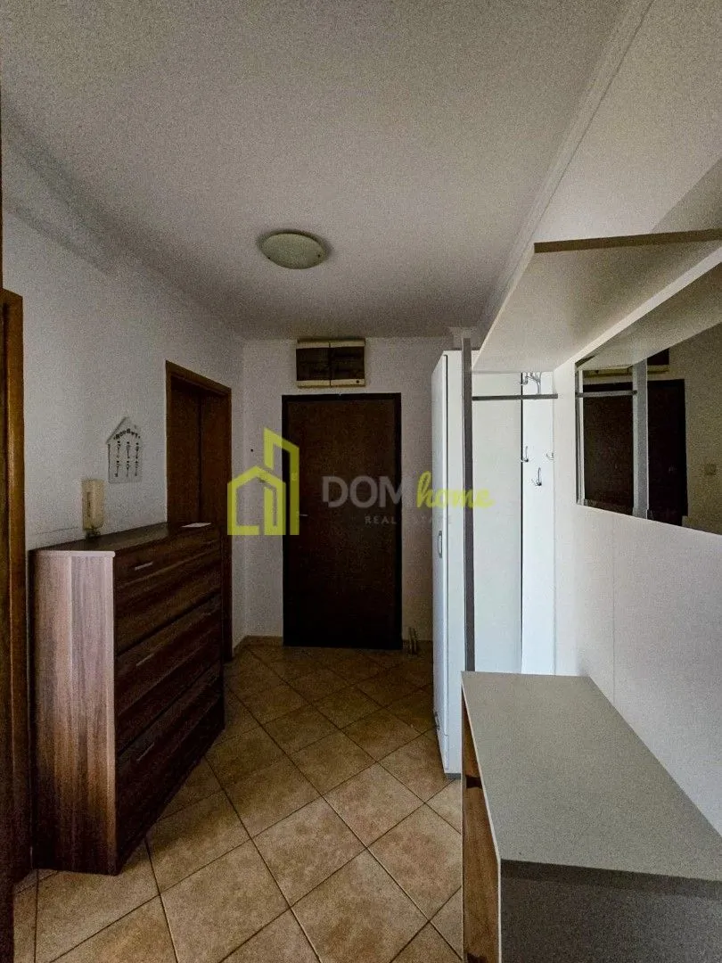 Prodaja, trosoban stan, 106m², Krivi Most, Podgorica