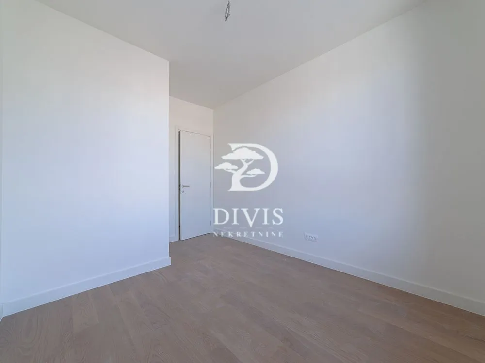 Prodaja, trosoban stan, 80m², Beograd Na Vodi, Beograd