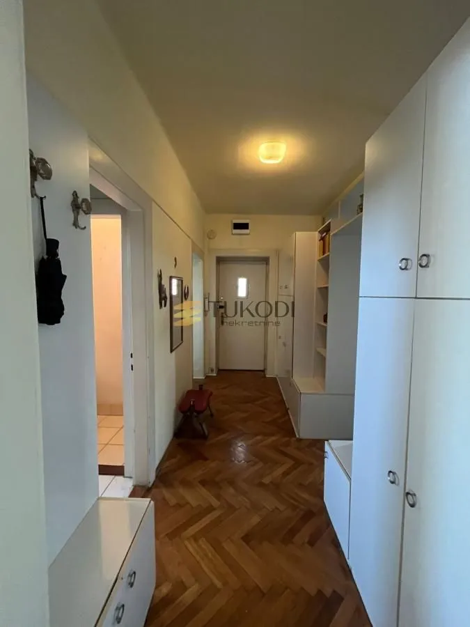 Prodaja, trosoban stan, 91m², Kej, Novi Sad Sve Podlokacije