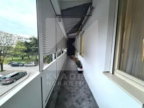 Rent, one bedroom apartment, 60m², Preko Morače, Podgorica - image 11