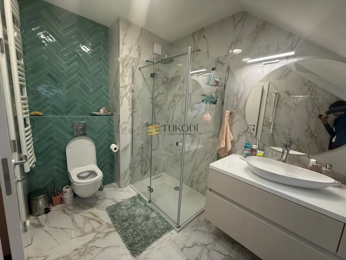 Prodaja, stan, 146m², Rotkvarija, Novi Sad Sve Podlokacije