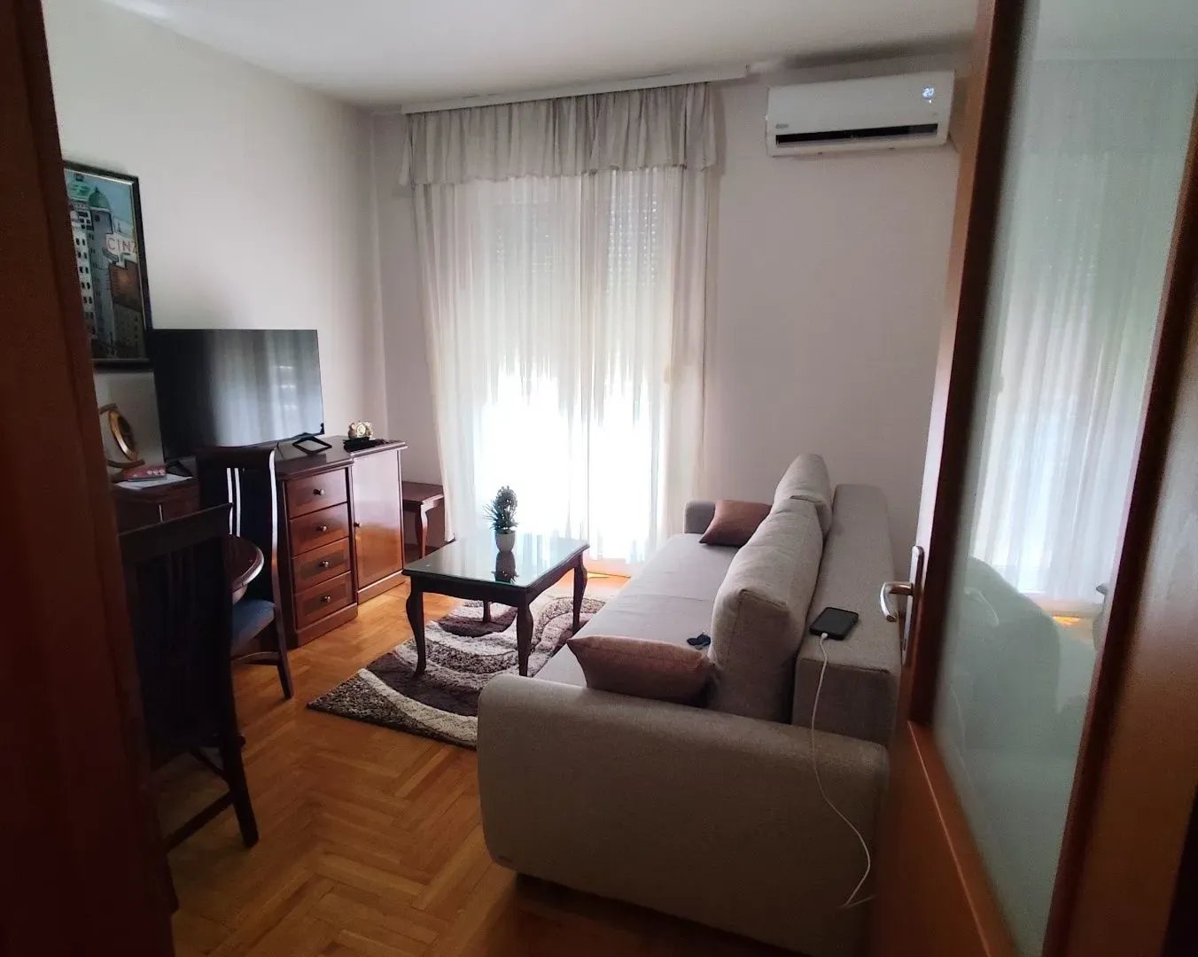 Rent, one bedroom apartment, 36m², Stari Aerodrom, Podgorica