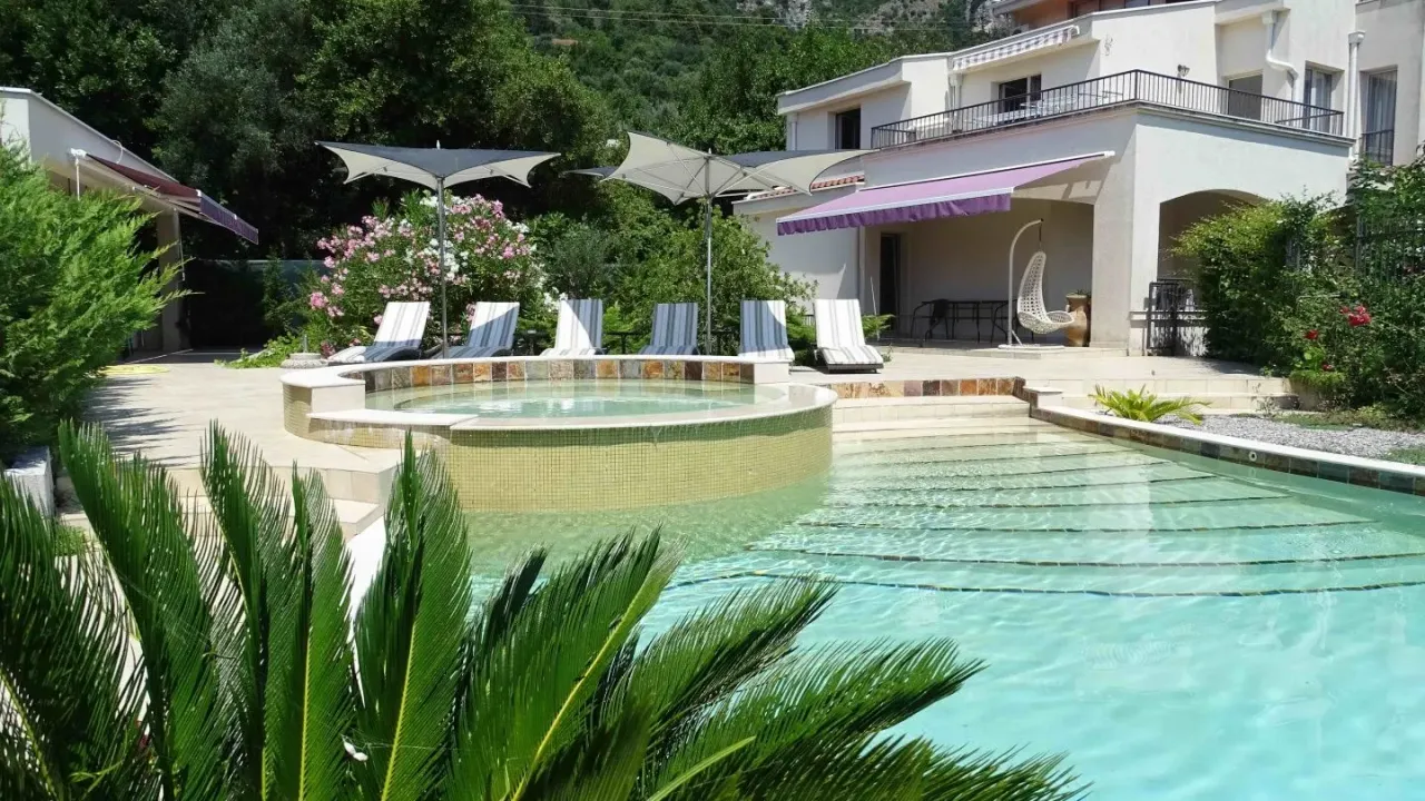 Sale, house, 516m², Centar, Tivat