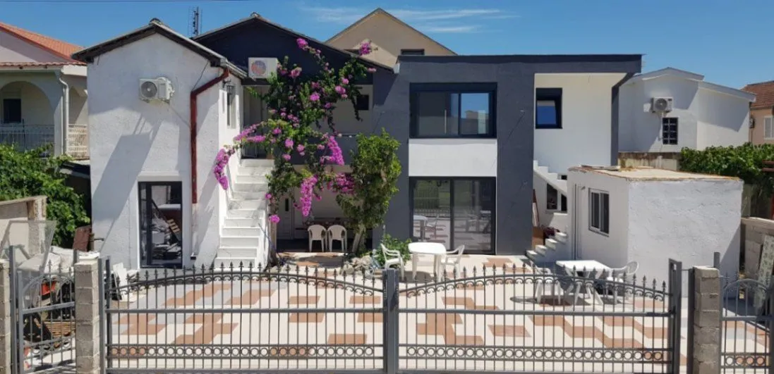 Sale, house, 250m², Donji Štoj, Ulcinj