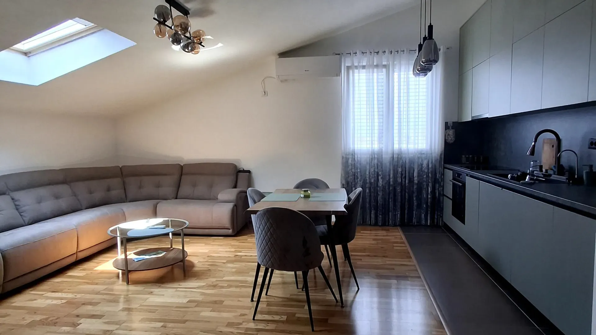 Rent, one bedroom apartment, 56m², Stari Aerodrom, Podgorica