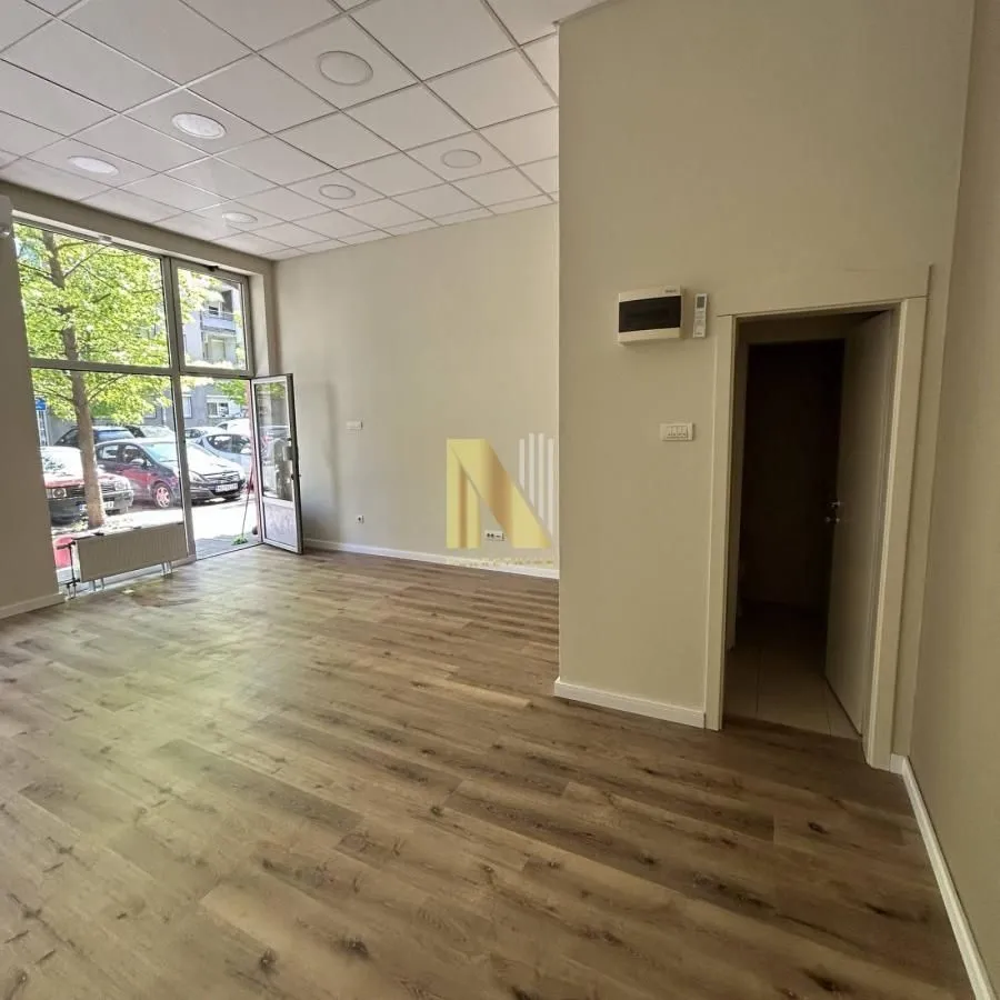 Rent, office space, 35m², Nova Detelinara, Novi Sad Sve Podlokacije