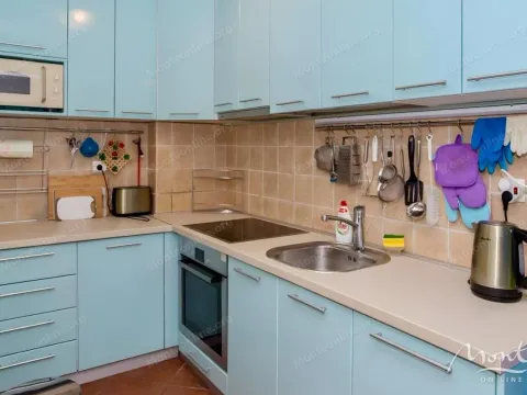 Sale, one bedroom apartment, 65m², Petrovac, Budva - image 4