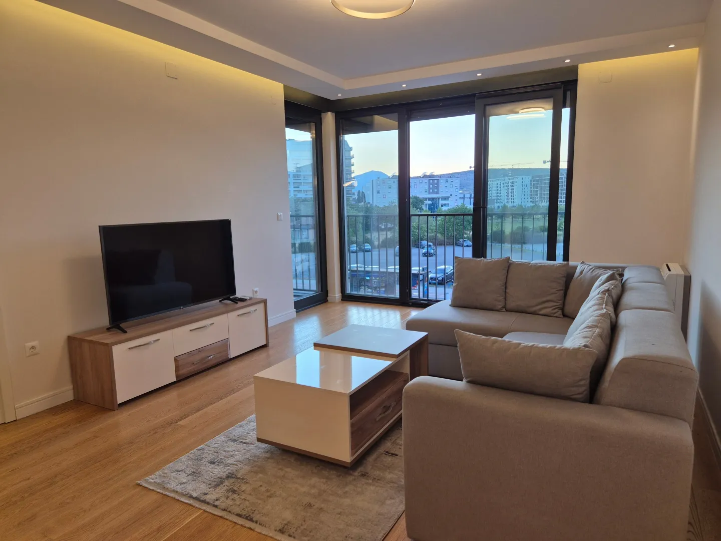 Prodaja, jednosoban stan, 63m², Preko Morače, Podgorica