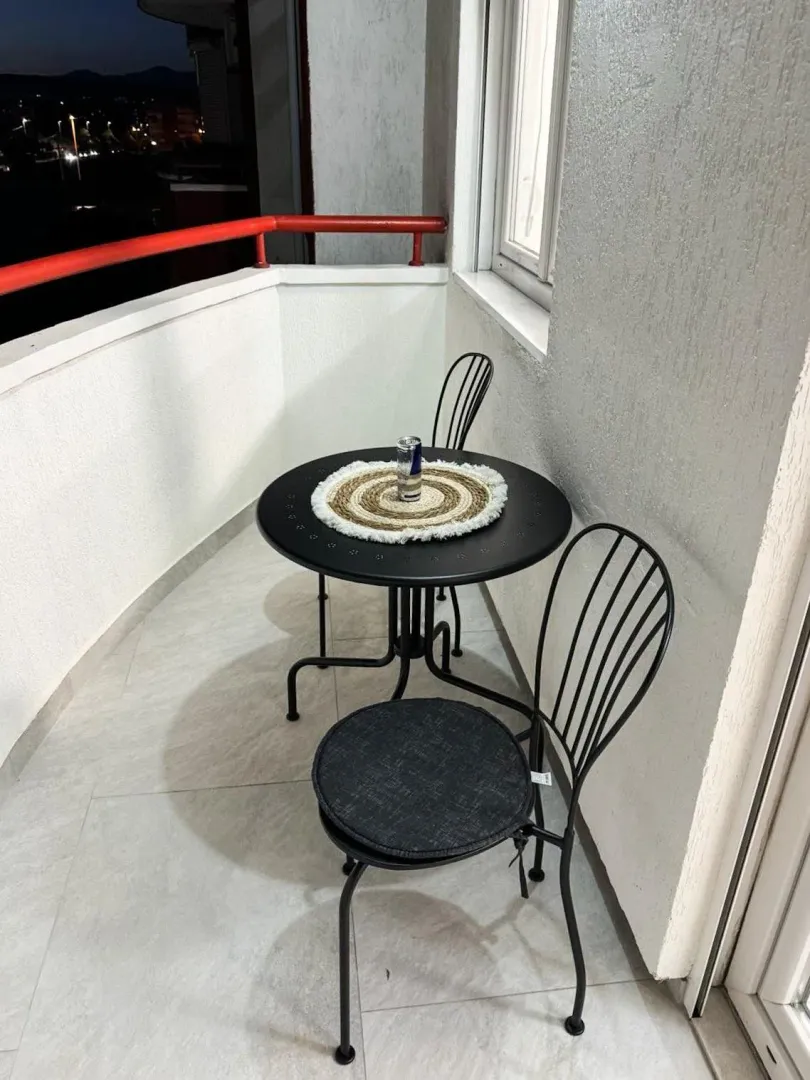 Izdavanje, trosoban stan, 120m², Zabjelo, Podgorica