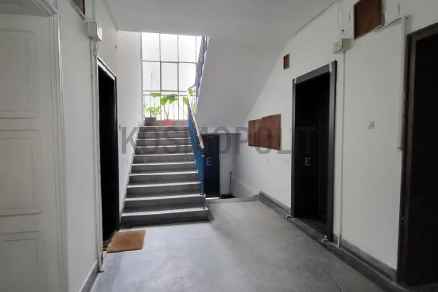 Prodaja, dvosoban stan, 60m², Stari Grad, Beograd