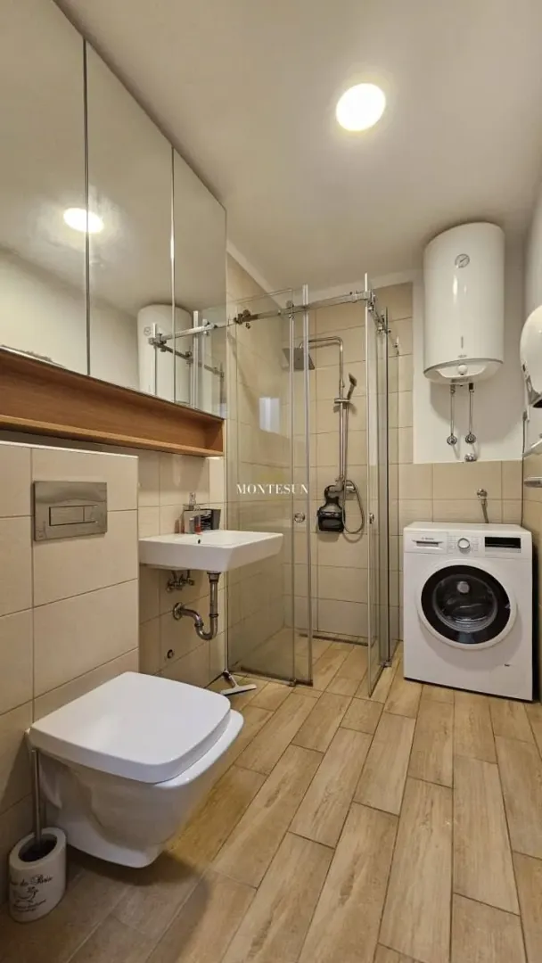 Rent, two bedroom apartment, 78m², Centar, Budva