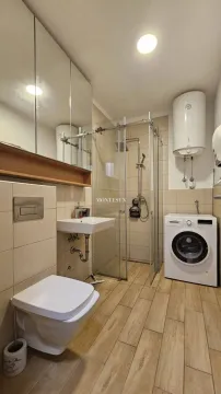 Rent, two bedroom apartment, 78m², Centar, Budva - image 10