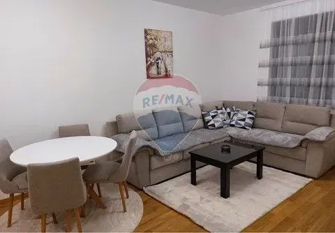 Izdavanje, dvosoban stan, 53m², City Kvart, Podgorica